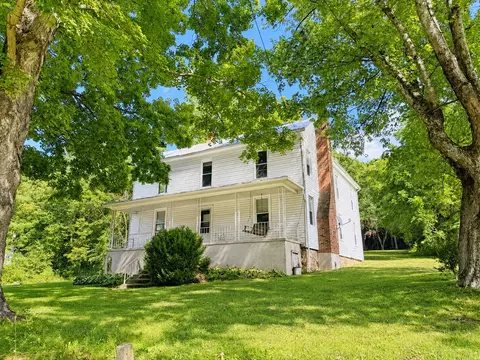 2866 Sam Snead, Hot Springs, VA 24445