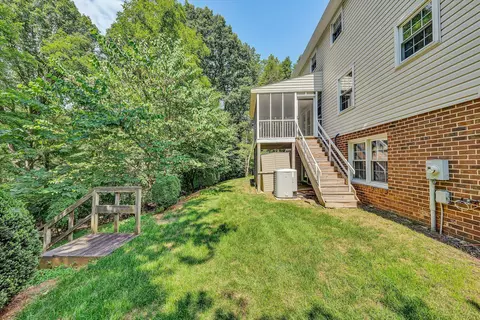 Exterior - 103 Eagle Dr, Salem, VA 24153 photo 3 of 4