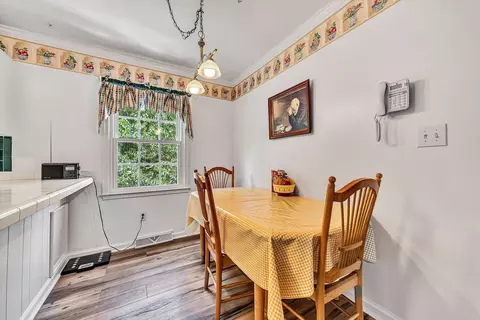 Dining - 103 Eagle Dr, Salem, VA 24153 photo 1 of 2