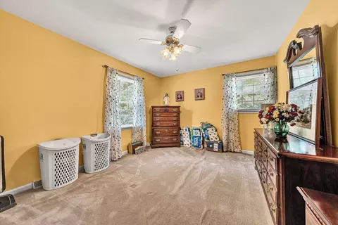 Bedroom - 103 Eagle Dr, Salem, VA 24153 photo 2 of 3