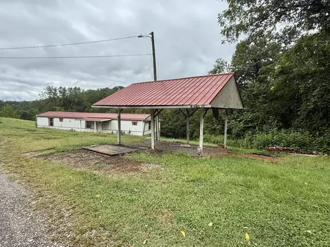 Exterior - 319 Byrnes St, Goodview, VA 24095 photo 3 of 5