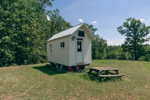 366 Beecher Ln, Buchanan, VA 24066 photo 9