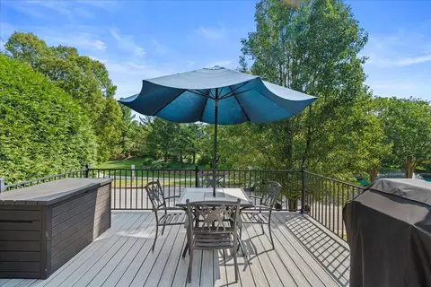 Exterior - 830 Sumpter Pl, Roanoke, VA 24019 photo 4 of 5
