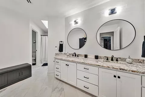 Bath - 190 Tranquility Rd, Moneta, VA 24121 photo 3 of 4