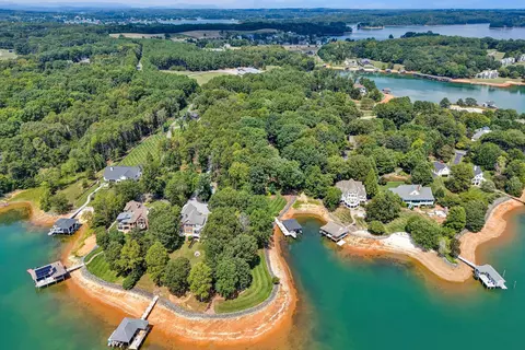 View/Area - 190 Tranquility Rd, Moneta, VA 24121 photo 1 of 6