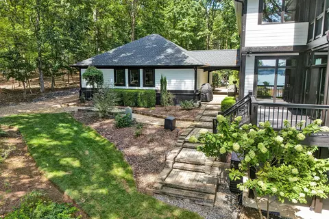 Exterior - 190 Tranquility Rd, Moneta, VA 24121 photo 13 of 40