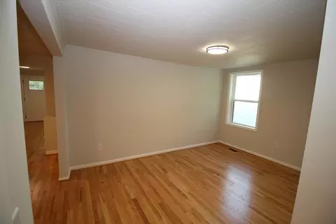 Living - 602 E Main St, Bedford, VA 24523 photo 3 of 8