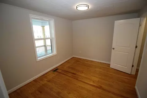 Bedroom - 602 E Main St, Bedford, VA 24523 photo 8 of 10