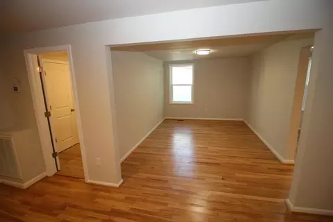 Living - 602 E Main St, Bedford, VA 24523 photo 4 of 8