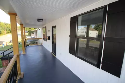 Exterior - 602 E Main St, Bedford, VA 24523 photo 2 of 8