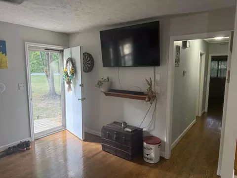 Entry Way - 14691 Leesville Rd, Evington, VA 24550 photo 1 of 1