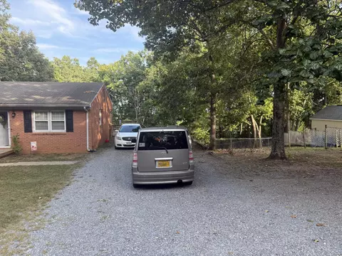 Exterior - 14691 Leesville Rd, Evington, VA 24550 photo 4 of 11