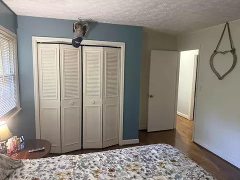 Bedroom - 14691 Leesville Rd, Evington, VA 24550 photo 2 of 4