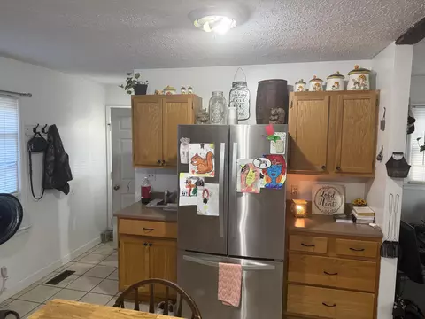Kitchen - 14691 Leesville Rd, Evington, VA 24550 photo 4 of 4