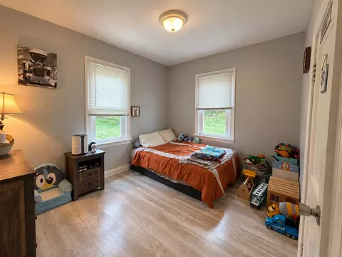 Bedroom - 5115 Indian Draft Rd, Covington, VA 24426 photo 4 of 7