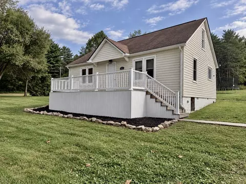 Exterior - 5115 Indian Draft Rd, Covington, VA 24426 photo 3 of 5