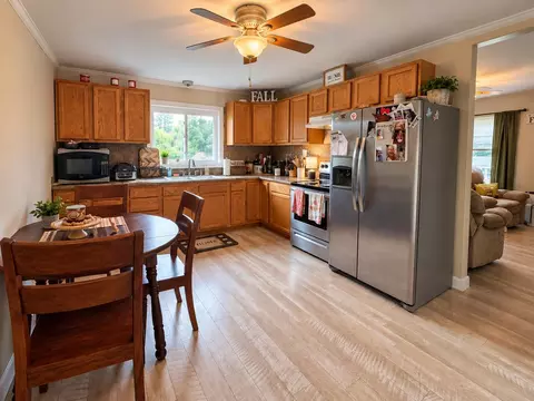 Kitchen - 5115 Indian Draft Rd, Covington, VA 24426 photo 1 of 2