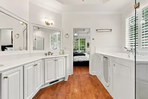 Bath - 18 Flagstick Ct, Penhook, VA 24137 photo 2 of 4