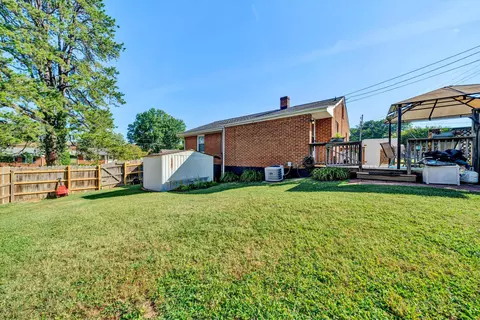 Exterior - 342 Thrush Dr NW, Roanoke, VA 24017 photo 6 of 8