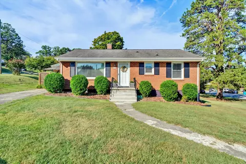 342 Thrush Dr NW, Roanoke, VA 24017