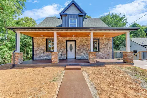 307 Greyson St, Martinsville, VA 24112