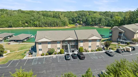 1055 Mariners Way UNIT 23, Huddleston, VA 24104