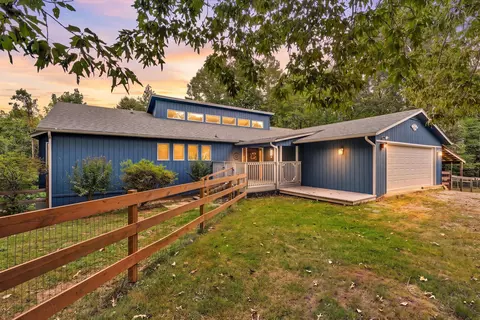 6611 Jordantown Rd, Vinton, VA 24179