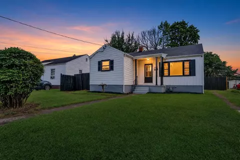 3219 Yardley Dr NW, Roanoke, VA 24012