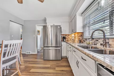Kitchen - 303 E Fairlawn Dr, Covington, VA 24426 photo 5 of 5