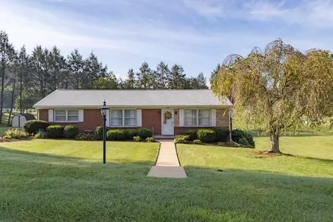 Exterior - 303 E Fairlawn Dr, Covington, VA 24426 photo 6 of 7