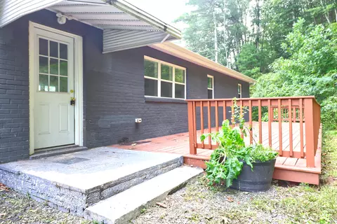 Exterior - 23133 Botetourt Rd, Eagle Rock, VA 24085 photo 4 of 4