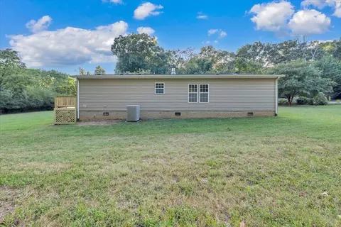 Exterior - 4771 Little Bear Rd, Salem, VA 24153 photo 3 of 8