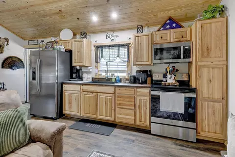 Kitchen - 7506 Roaring Run Rd, Covington, VA 24426 photo 1 of 1
