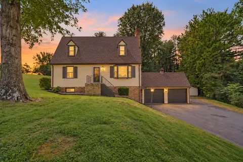 1043 Glebe Rd, Daleville, VA 24083