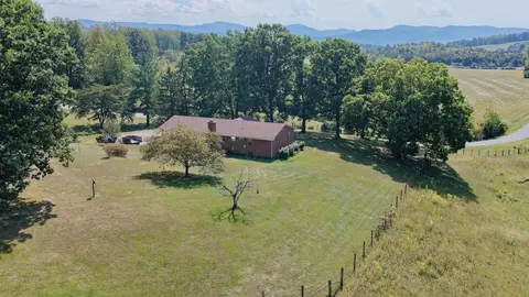 Exterior - 576 Alpine Rd, Buchanan, VA 24066 photo 25 of 27