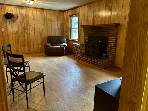 Living - 576 Alpine Rd, Buchanan, VA 24066 photo 1 of 2