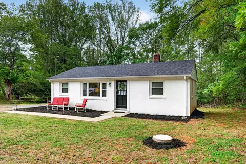 5350 Bishop Creek Rd, Lynch Station, VA 24571
