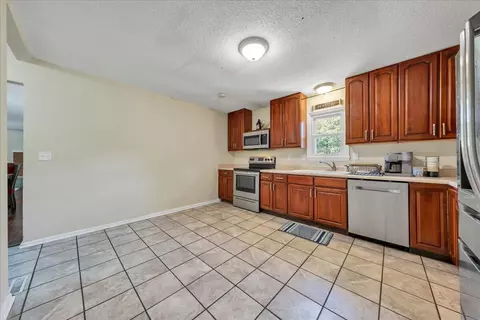 Kitchen - 431 Boyd St, Buchanan, VA 24066 photo 1 of 6