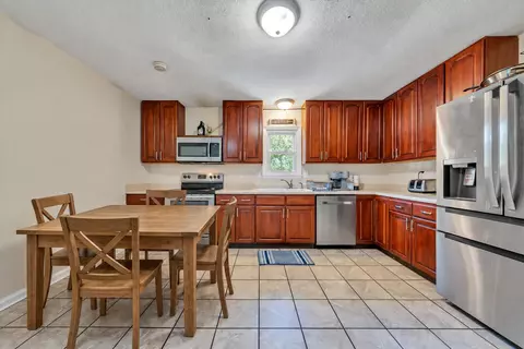 Kitchen - 431 Boyd St, Buchanan, VA 24066 photo 6 of 6