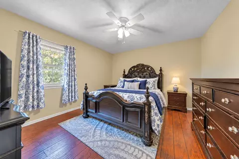 Bedroom - 431 Boyd St, Buchanan, VA 24066 photo 1 of 4