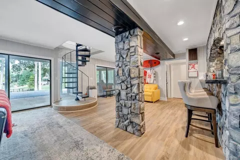 Entry Way - 320 Fingerlake Rd, Penhook, VA 24137 photo 10 of 12