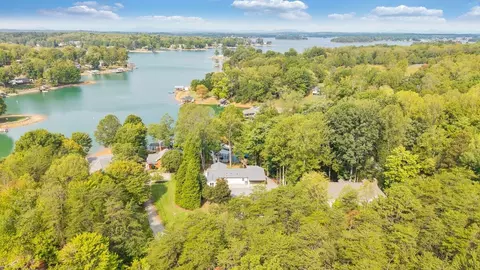 View/Area - 320 Fingerlake Rd, Penhook, VA 24137 photo 1 of 7