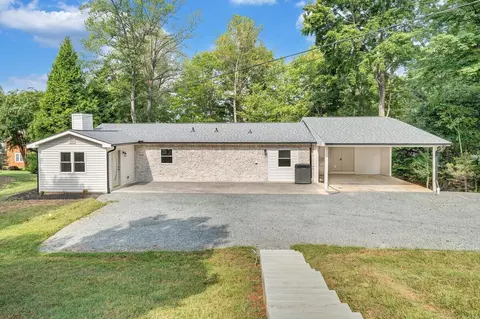 Exterior - 320 Fingerlake Rd, Penhook, VA 24137 photo 3 of 17