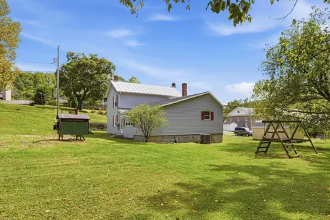 Exterior - 121 Branch Rd, Eagle Rock, VA 24085 photo 5 of 7