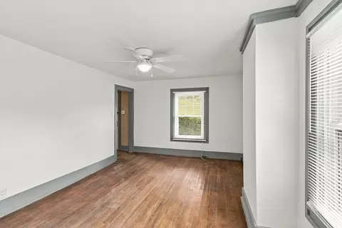 Living - 121 Branch Rd, Eagle Rock, VA 24085 photo 1 of 2