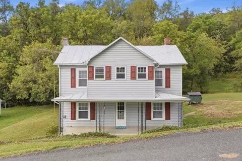 Exterior - 121 Branch Rd, Eagle Rock, VA 24085 photo 1 of 7