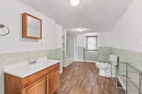 Bath - 121 Branch Rd, Eagle Rock, VA 24085 photo 1 of 2