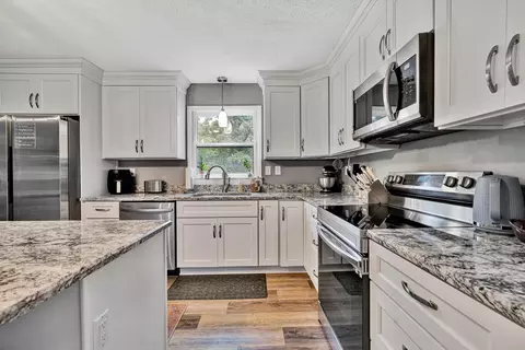 Kitchen - 6200 Goodview Rd, Goodview, VA 24095 photo 2 of 4