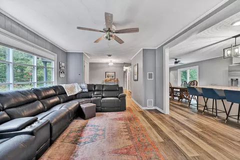 Entry Way - 6200 Goodview Rd, Goodview, VA 24095 photo 2 of 2