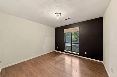Bedroom - 3041 Green Hill Dr, Salem, VA 24153 photo 1 of 8